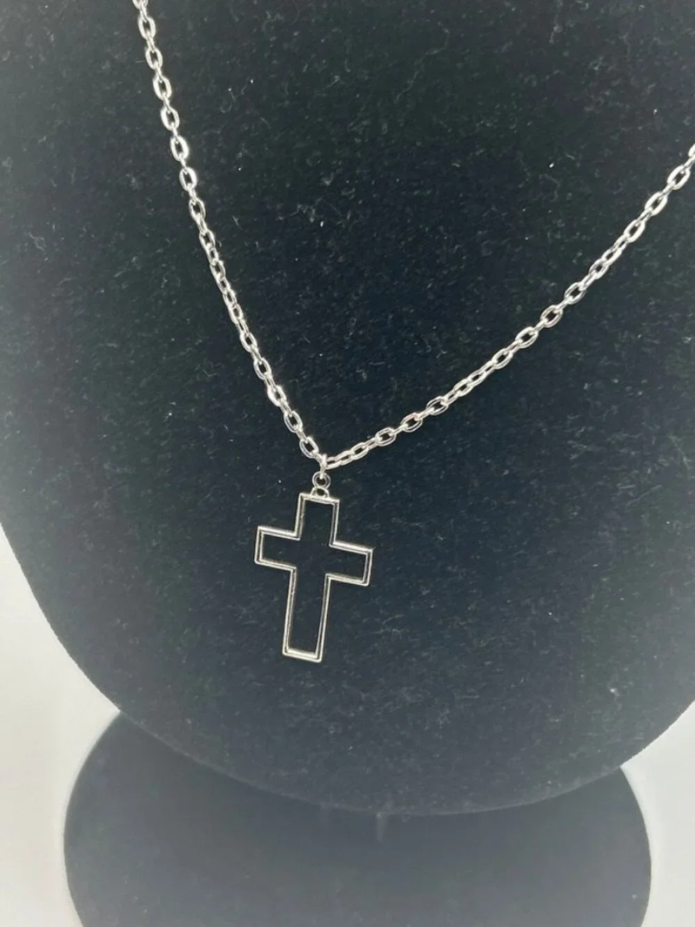 Vintage Outline Cross Pendant Necklace Real Silver Stainless Steel Plated New
